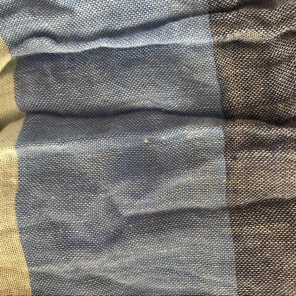 Fraas Scarf - Picture 5 of 6